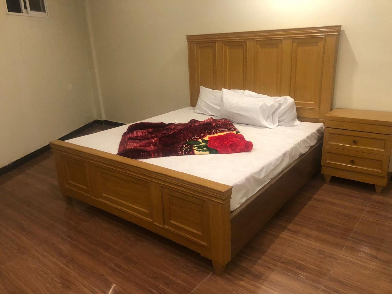 Al Buraq Hotel 伊斯兰堡 外观 照片